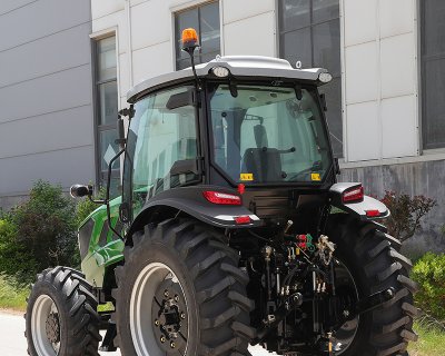 Tractor TD904-9