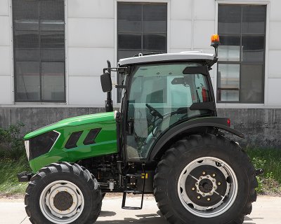 Tractor TD904-8